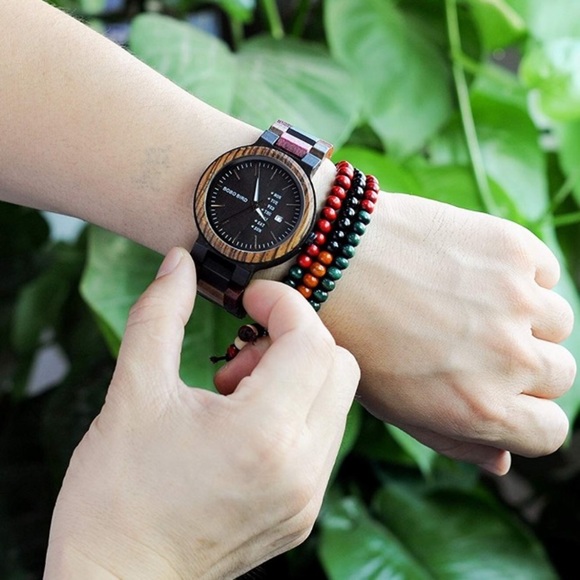 🌱MEN’S 💯 100% WOOD COLOR WATCH *NWT* 
UNIQUE